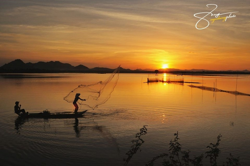 ve dep binh di ma say long cua an giang