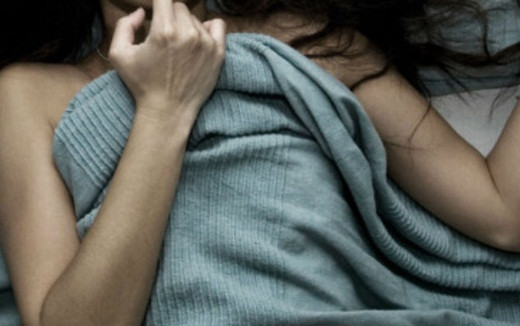 be gai 12 tuoi bi ban face cuong hiep quay clip nong