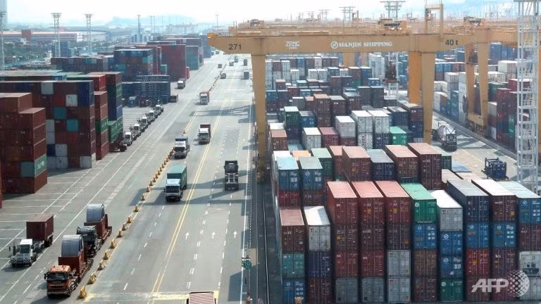 wto bat ngo cat giam du bao tang truong thuong mai toan cau 2016