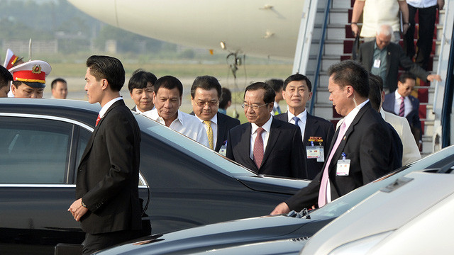 tong thong philippines den ha noi bat dau chuyen cong du viet nam