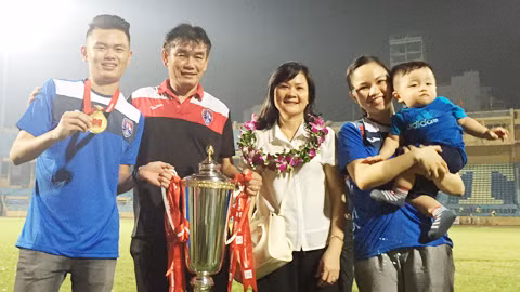 vua vo dich cup qg hlv phan thanh hung lap tuc sang han quoc