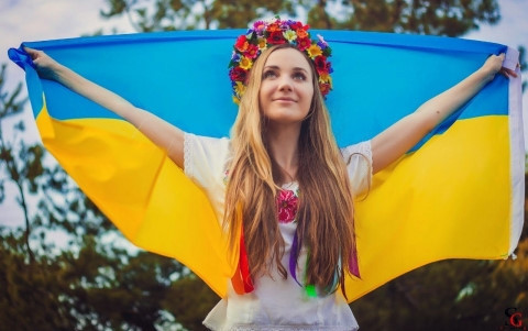 52 1 dan so ukraine phan doi cat dut quan he voi nga