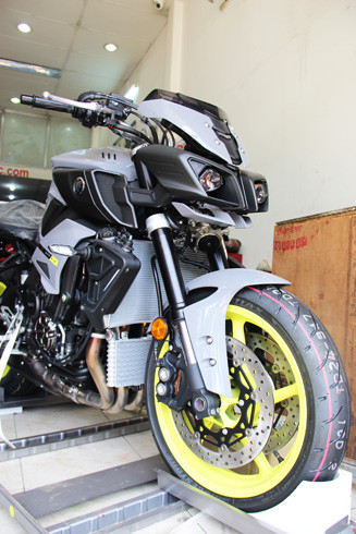 yamaha mt 10 night flou 2016 dau tien ve viet nam