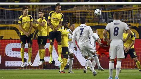 real chia diem dortmund trong ngay ronaldo ghi ban thu 95 o champions league