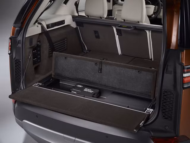 suv gia dinh ly tuong land rover discovery 2018 ra mat gia tu 49 990 usd