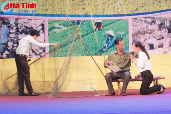 nghi xuan to chuc thanh cong hoi thi tim hieu mo hinh htx kieu moi