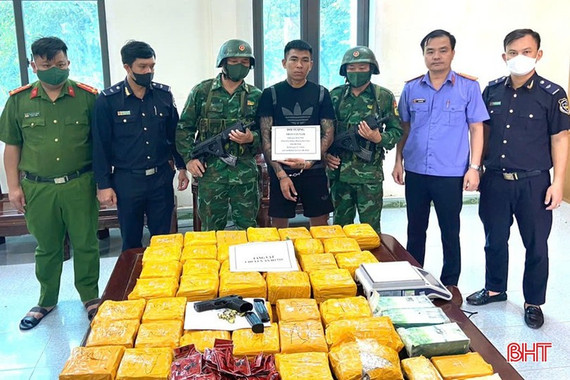 Hà Tĩnh được Bộ Tư lệnh BĐBP trao thưởng về phá chuyên án ma túy lớn