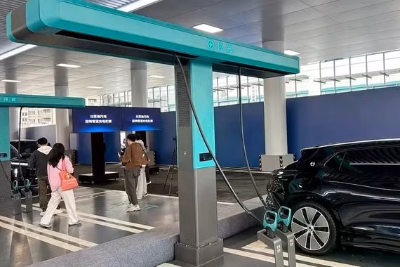 Chi phí thay pin sạc siêu nhanh của BYD hết bao nhiêu?