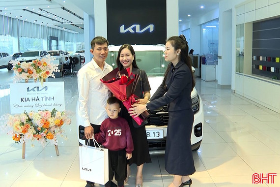 Sôi động thị trường ô tô cuối năm