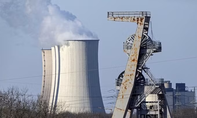 Châu Âu nguy cơ “lấy đá ghè chân” khi cấm năng lượng Nga