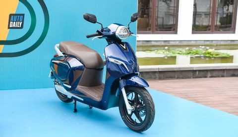 Cận cảnh VinFast Klara S 2022 giá 36,9 triệu, đi 194 km/lần sạc