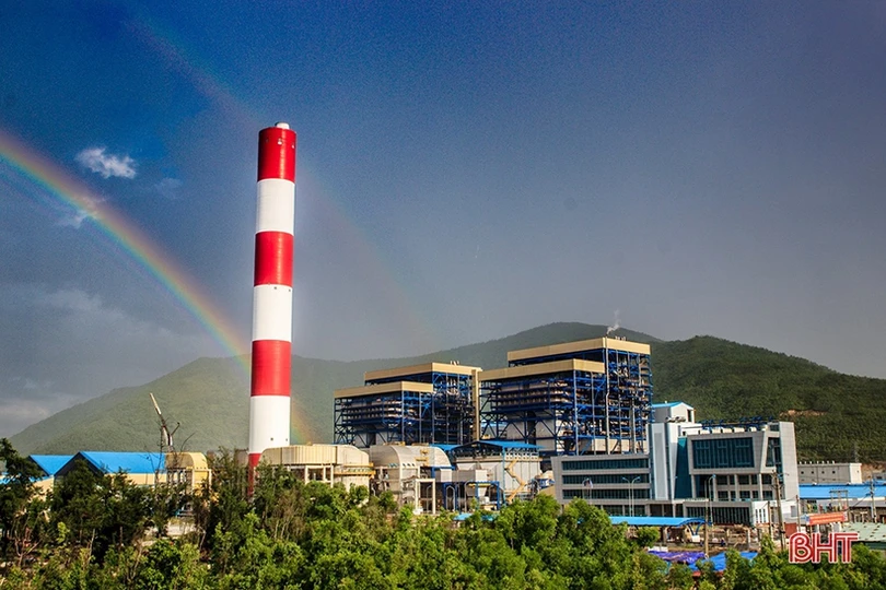 Sắc xanh trong nhà máy nhiệt điện lớn nhất miền Trung