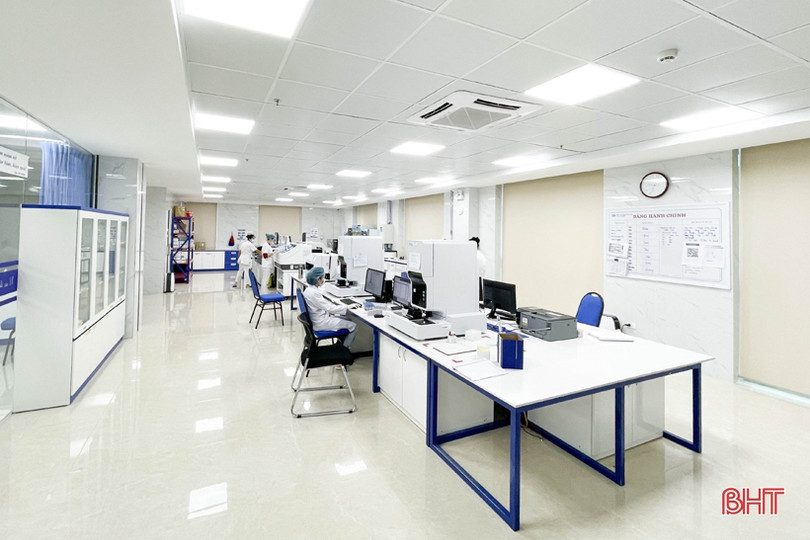 Bệnh viện Đa khoa TTH Hà Tĩnh đủ năng lực xét nghiệm khẳng định COVID-19 cho người dân có nhu cầu xuất cảnh