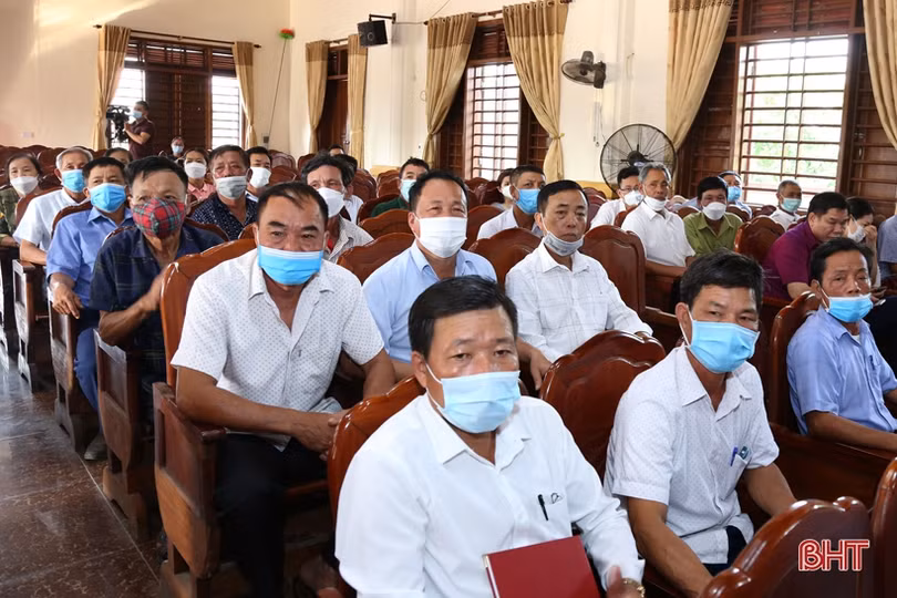 Cử tri thị trấn Thiên Cầm kiến nghị nhiều nội dung về thu hút đầu tư du lịch, dịch vụ