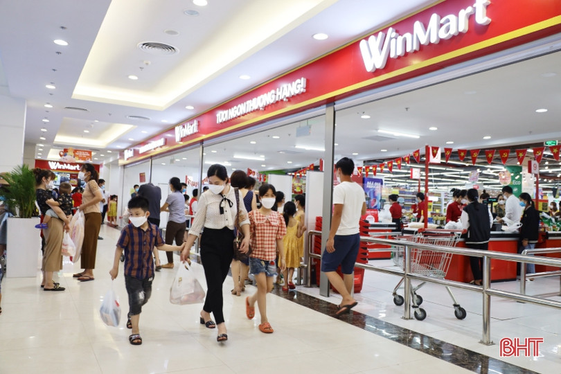 Trung tâm thương mại, khu vui chơi tại Hà Tĩnh hút khách kỳ nghỉ lễ 30/4 - 1/5 ảnh 3 Trung tâm thương mại, khu vui chơi tại Hà Tĩnh hút khách kỳ nghỉ lễ 30/4 - 1/5