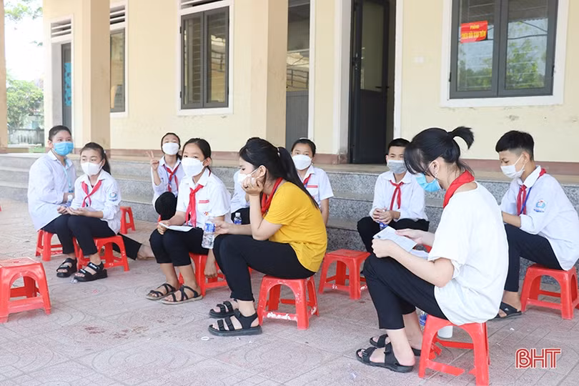 Các địa phương ở Hà Tĩnh tiêm phòng COVID-19 cho học sinh 11 tuổi