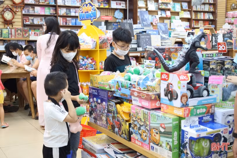 Trung tâm thương mại, khu vui chơi tại Hà Tĩnh hút khách kỳ nghỉ lễ 30/4 - 1/5