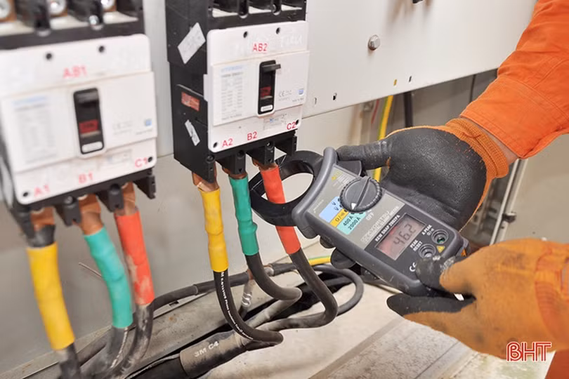 Đảm bảo cấp điện thông suốt kỳ nghỉ lễ 30/4 - 1/5