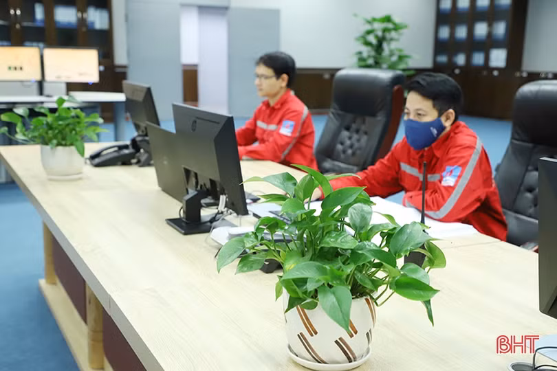 Sắc xanh trong nhà máy nhiệt điện lớn nhất miền Trung