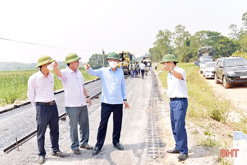 Tập trung đẩy nhanh tiến độ các dự án giao thông ở Hà Tĩnh