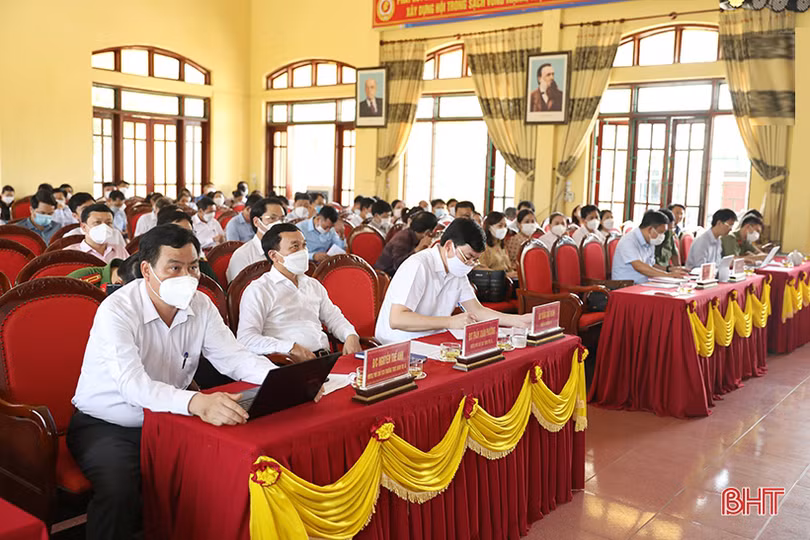 Cử tri TX Kỳ Anh quan tâm hạ tầng khu tái định cư, nguồn lực xây dựng đô thị