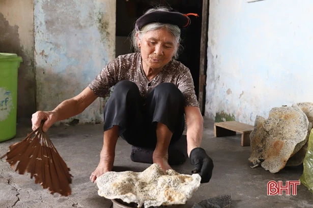 “Lão ngư”, cầu nối đoàn kết lương - giáo ở làng biển Hà Tĩnh