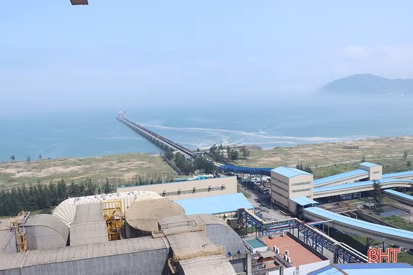 Sắc xanh trong nhà máy nhiệt điện lớn nhất miền Trung