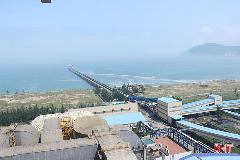 Sắc xanh trong nhà máy nhiệt điện lớn nhất miền Trung