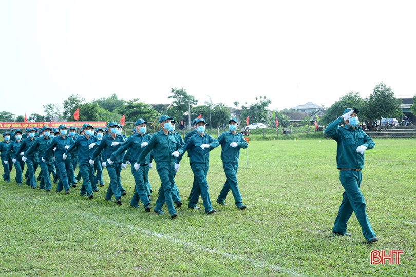 Dân quân xã Cẩm Duệ giành giải nhất hội thao lực lượng dân quân cụm 2 
