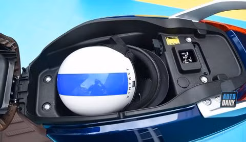 Cận cảnh VinFast Klara S 2022 giá 36,9 triệu, đi 194 km/lần sạc