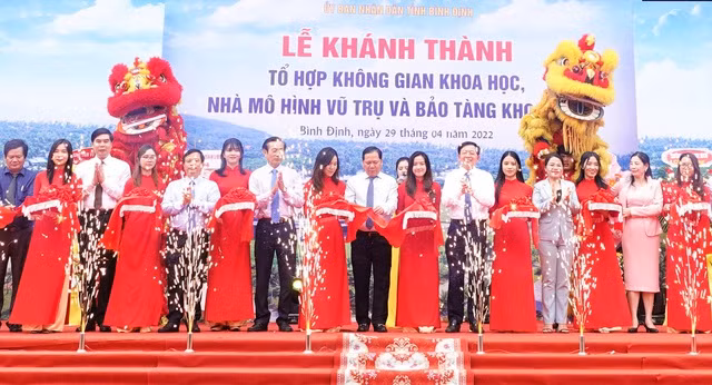 Bình Định khánh thành tổ hợp không gian khoa học