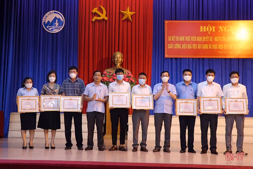 Phát huy quy chế dân chủ cơ sở, thực hiện thắng lợi các mục tiêu, nhiệm vụ chính trị ở Can Lộc