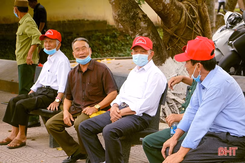 Du khách muôn phương đến tri ân tại Khu di tích Ngã ba Đồng Lộc