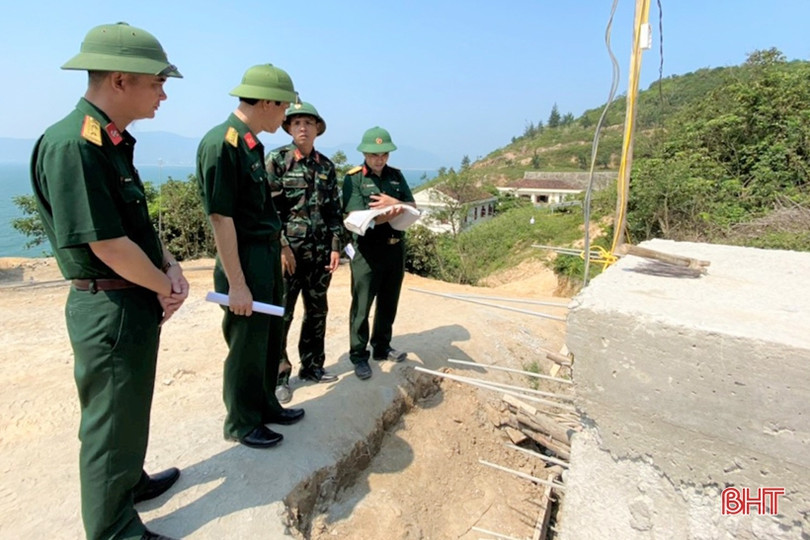 Phân đội Đảo Sơn Dương thực hành tốt bắn đạn thật