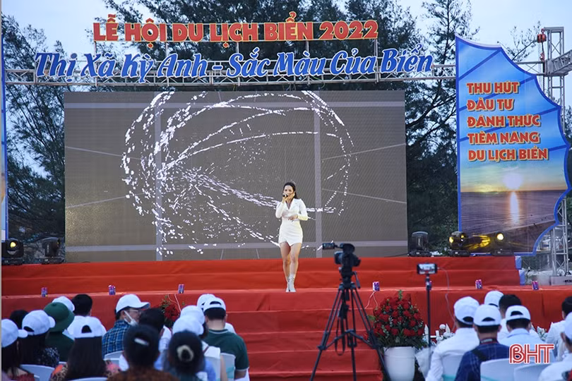 Thị xã Kỳ Anh - “Sắc màu của biển”