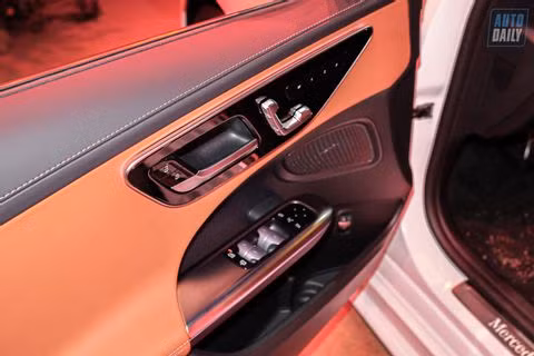 Mercedes-Benz C-Class 2022 chính thức ra mắt tại Việt Nam