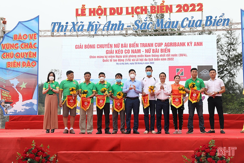 Sôi nổi các hoạt động văn hóa, thể thao chào mừng lễ khai trương du lịch biển TX Kỳ Anh