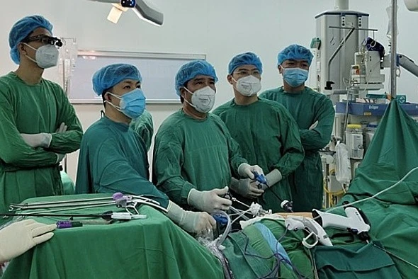 Bộ Y tế thông tin “bệnh viện thiếu thuốc chống thải ghép, bệnh nhân ghép thận phải mua thuốc ngoài”