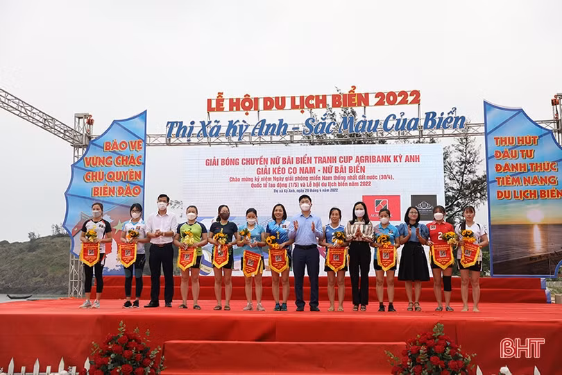 Sôi nổi các hoạt động văn hóa, thể thao chào mừng lễ khai trương du lịch biển TX Kỳ Anh