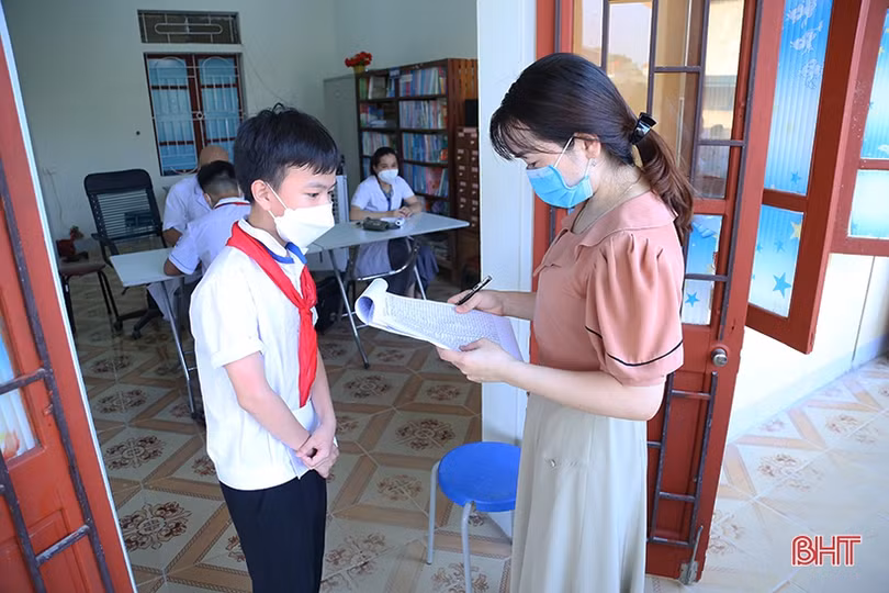 Các địa phương ở Hà Tĩnh tiêm phòng COVID-19 cho học sinh 11 tuổi