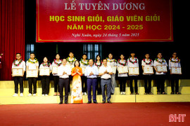 Nghi Xuân tuyên dương 338 học sinh, giáo viên giỏi