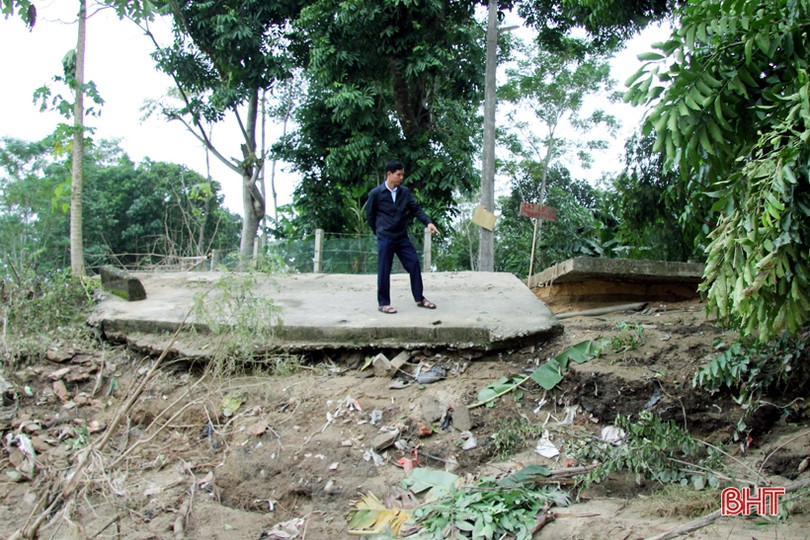 Sạt lở bờ sông uy hiếp khu dân cư ở huyện miền núi Hà Tĩnh