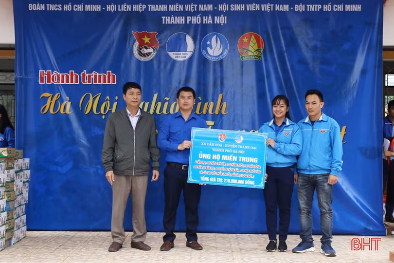 Tuổi trẻ Hà Nội, Bình Dương hỗ trợ Nhân dân Hà Tĩnh gần 1,4 tỷ đồng