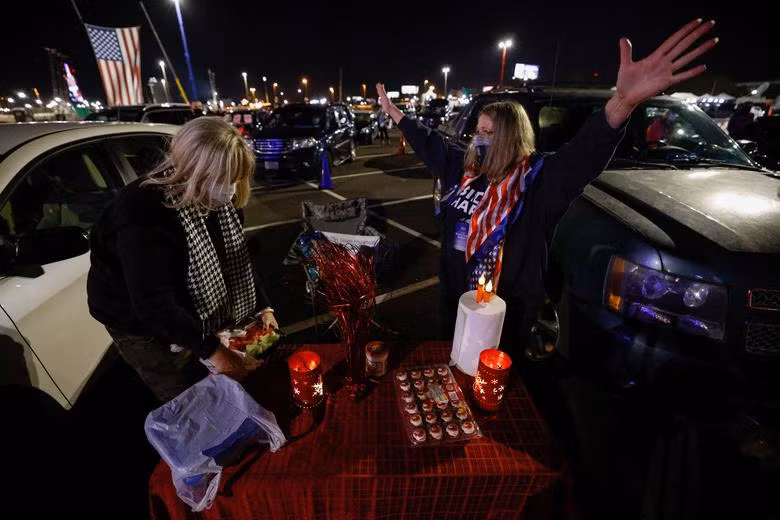 Người Mỹ hồi hộp chờ đợi kết quả bầu cử Tổng thống