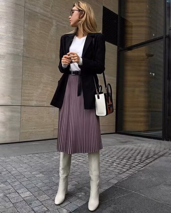 Phối áo blazer cùng chân váy đẹp hoàn hảo cho mùa lạnh