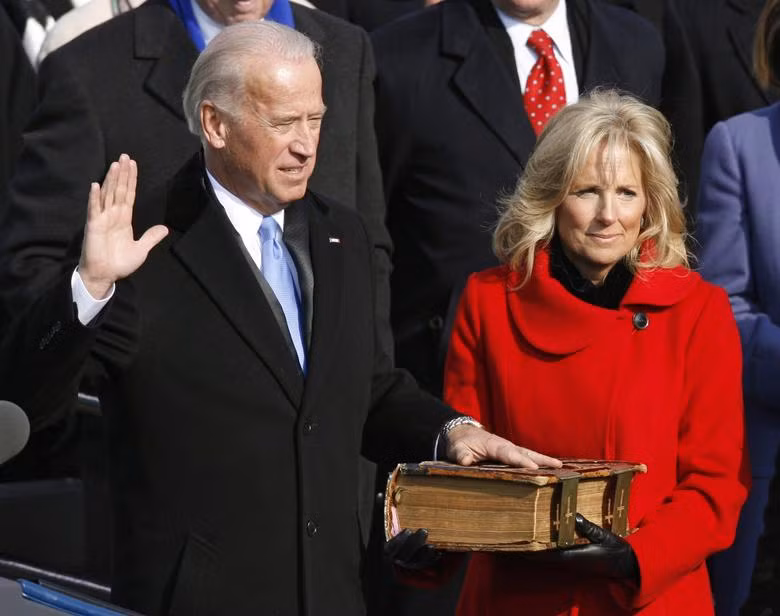 Con đường trở thành Tổng thống Mỹ thứ 46 của ông Joe Biden