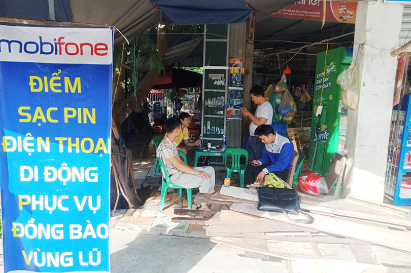 Mobifone Hà Tĩnh nỗ lực đảm bảo thông tin liên lạc trong bão lũ