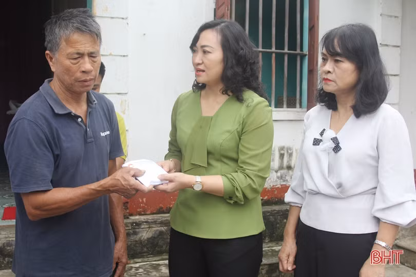 Thành phố Hồ Chí Minh hỗ trợ người dân vùng lũ Hà Tĩnh 3,6 tỷ đồng