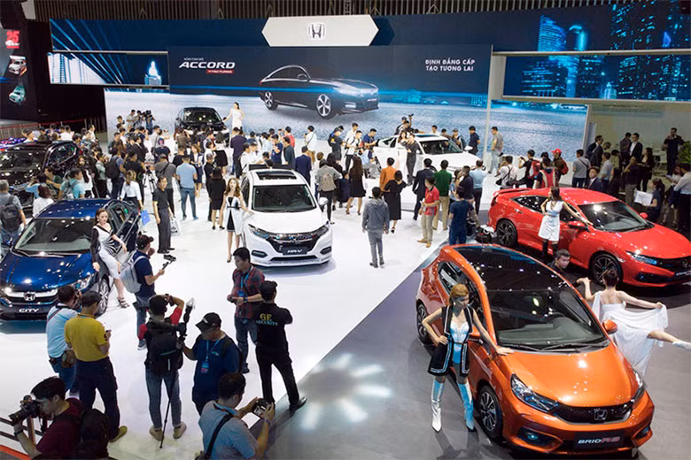 Thu nhập 10 - 20 triệu có nên mua ô tô, chi phí “nuôi” xe ra sao?