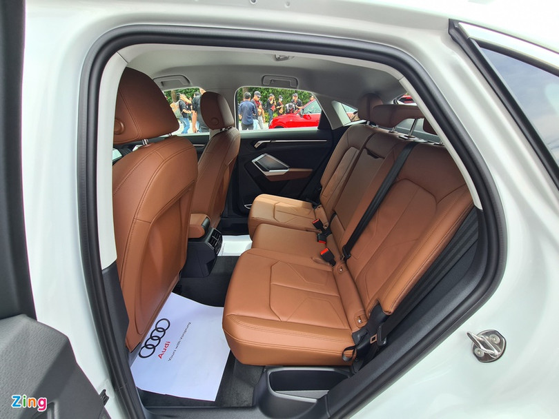 Các mẫu SUV hạng sang khoảng 2 tỷ đồng mới được ra mắt tại Việt Nam